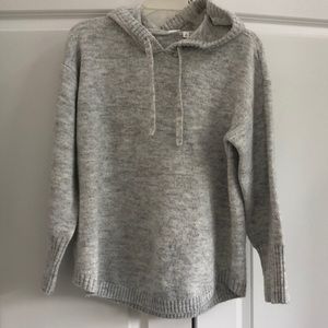 Gray wool maternity sweater